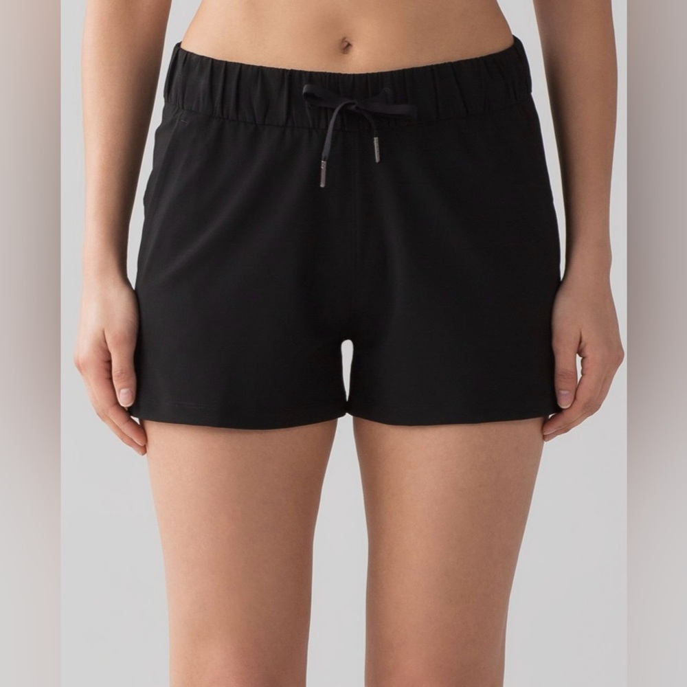 Lululemon On The Fly Short *Woven 8